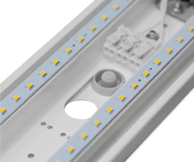 PAN LED 36W 3000K IP54 1210mm 5100lm 